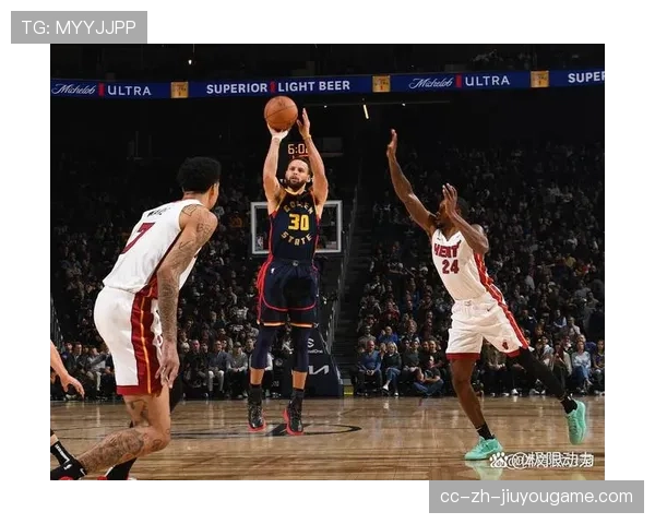 勇士队全力拼搏，追逐历史三连冠，勇士4年夺三冠对手